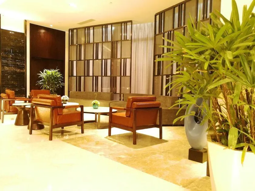 Liantou Zishanhu Hotel - Image 1