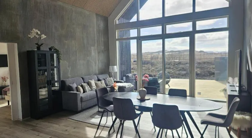 Aurora luxury villa - Image 1