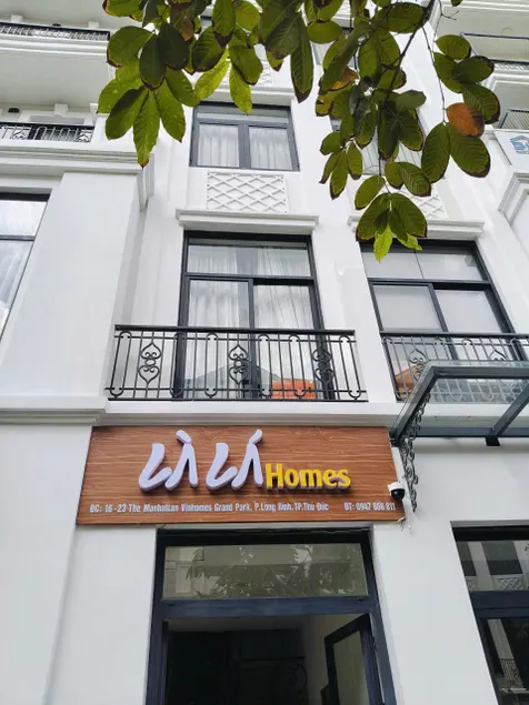 Là Lá 2 Vinhome Grand Park - Image 1