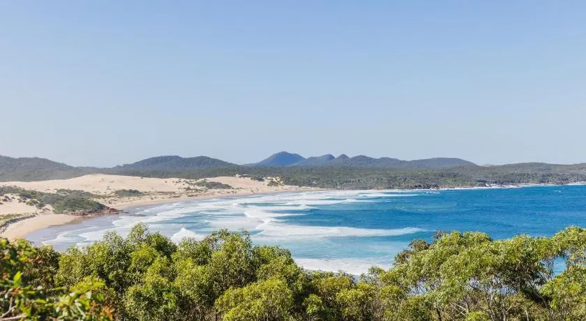 'Beach House 7' 26 One Mile Close - klimatisiert, WiFi, Foxtel, Bettwäsche - Image 1