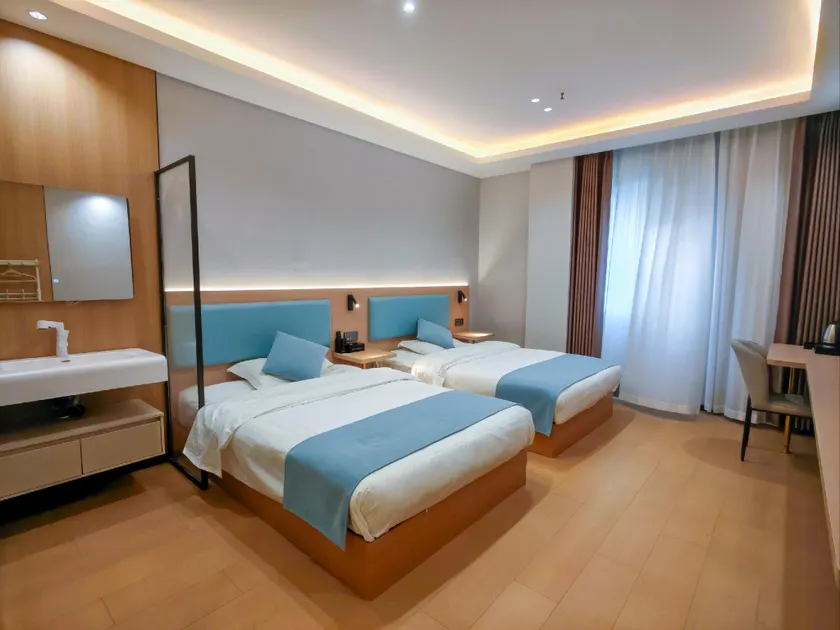 Chufeng Smart Hotel - Image 1