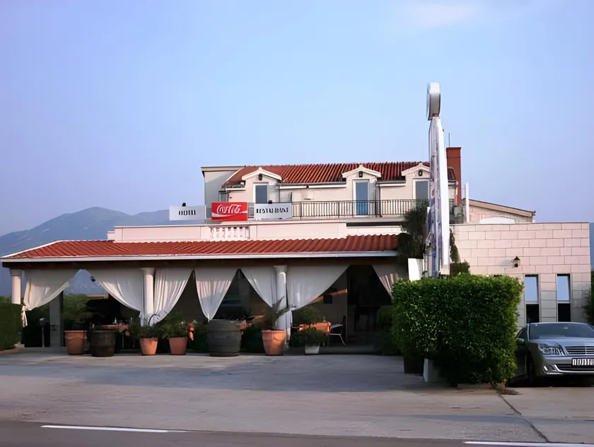 Hotel Villa Neretva - Metković - Image 1