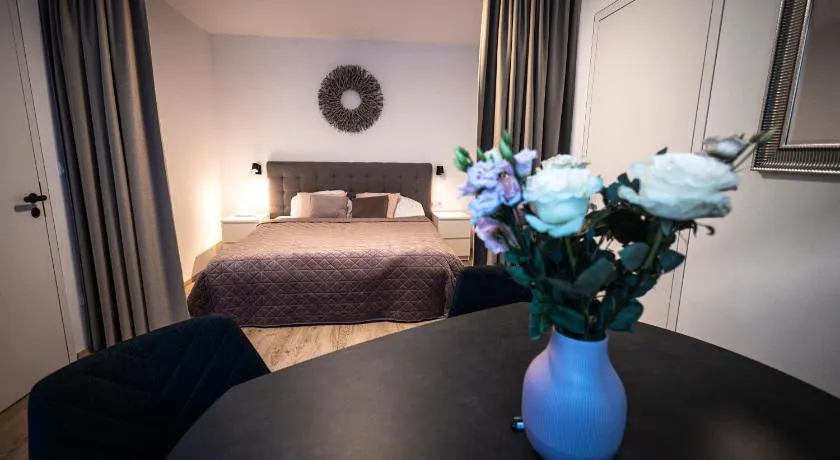 Luxury Angel Apartment with terrace - Image 1