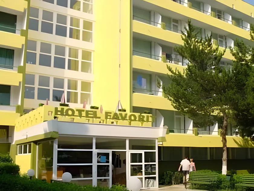 Hotel Favorit - Image 1
