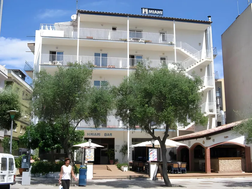 Hotel Miami Tossa - Image 1