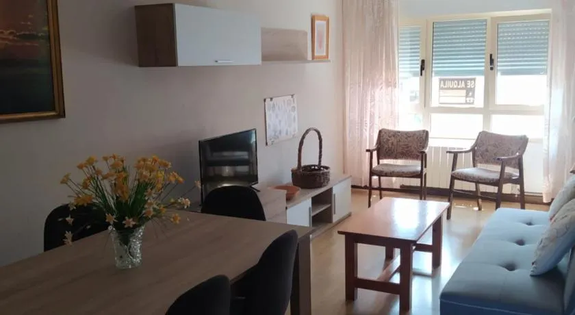 Apartamento en La Isla Colunga - Image 1