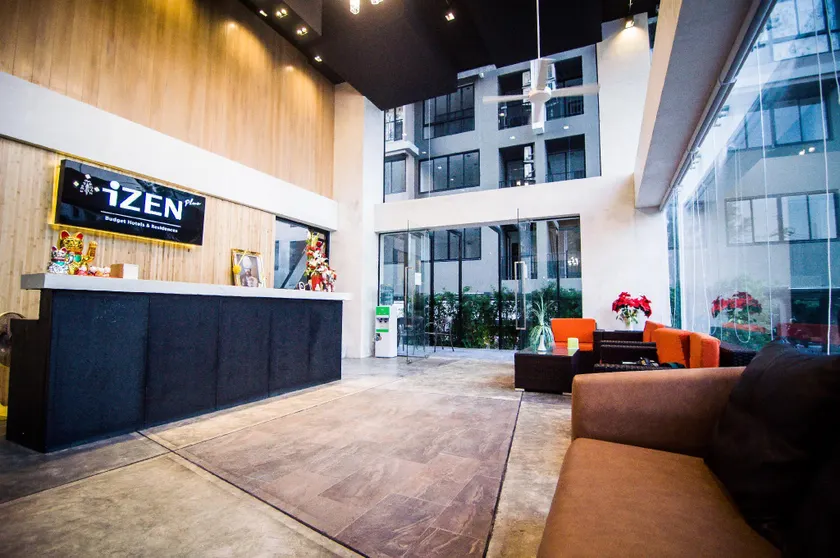 IZEN Budget Hotel & Residences (Plus) - Image 1