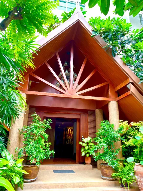 Chada Thai House - Image 1