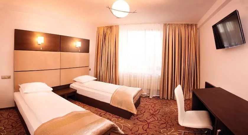 Hotel Bliss - Image 1