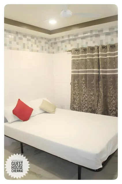 Paradise Guest House - Image 1