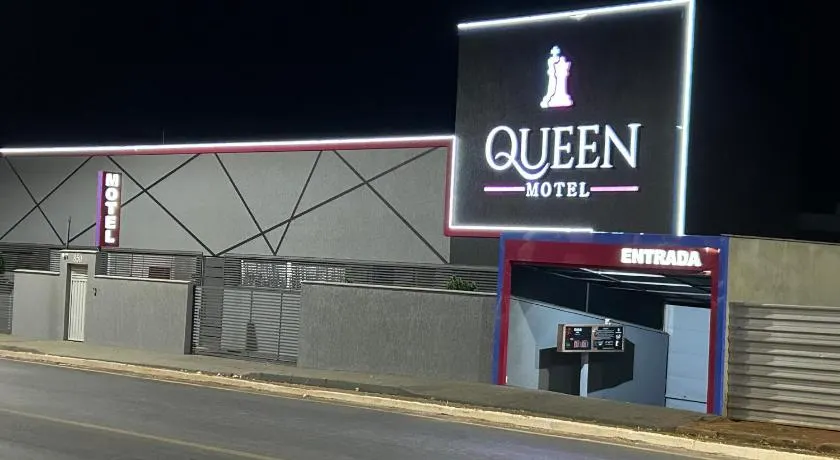 Motel Queen - Image 1