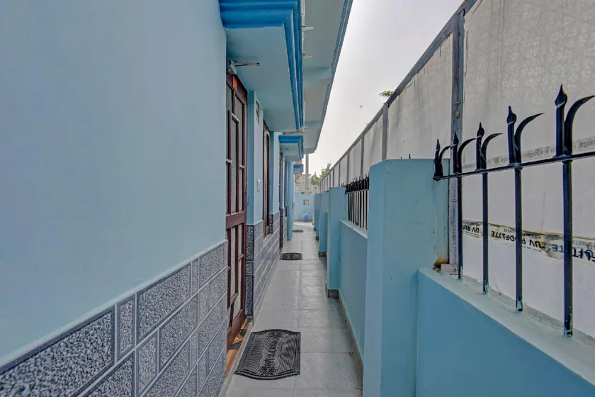Hotel O by OYO Pragya Inn - Image 1