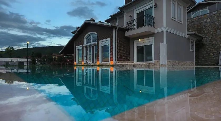 Pasha Villas - Image 1