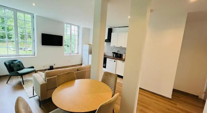 La Grand Maison - Image 1