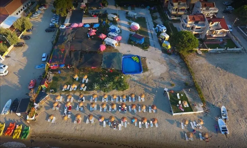 Mola Camping - Image 1
