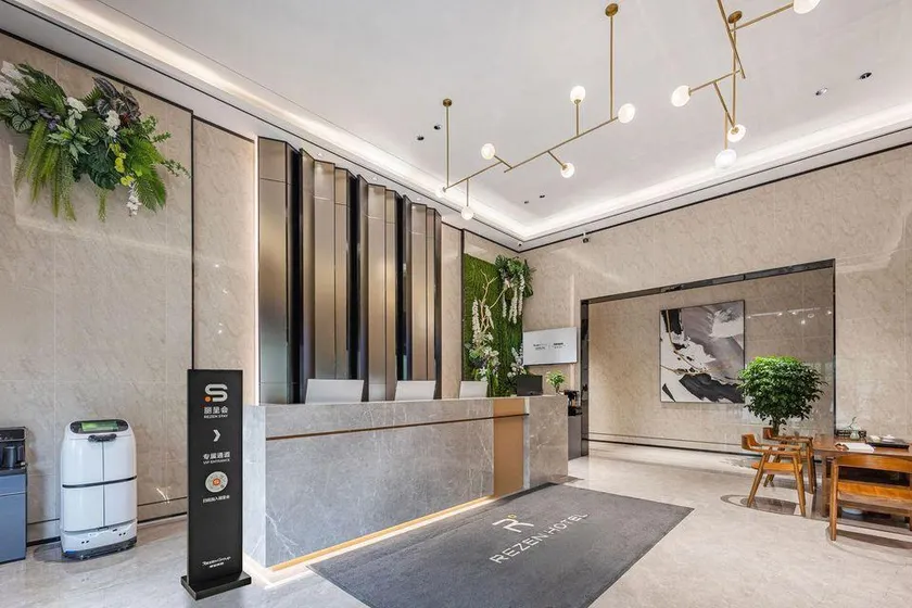 FANKOO Hotel - Image 1