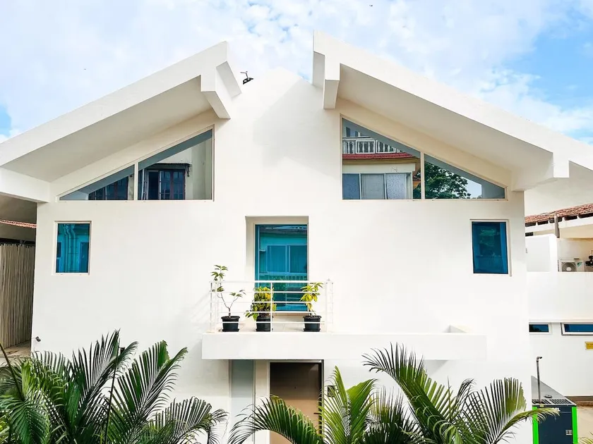 Contemporary 4BHK Villa with Pool near Candolim - Image 1