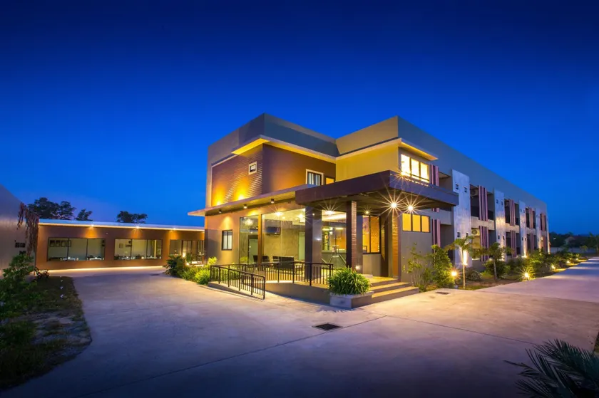 Siritrang Boutique Hotel - Image 1