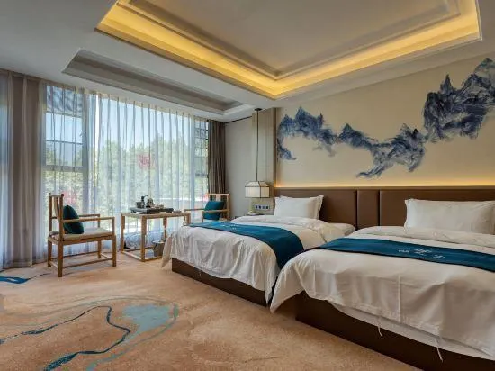 Huzhimeng Hot Spring Hotel - Image 1