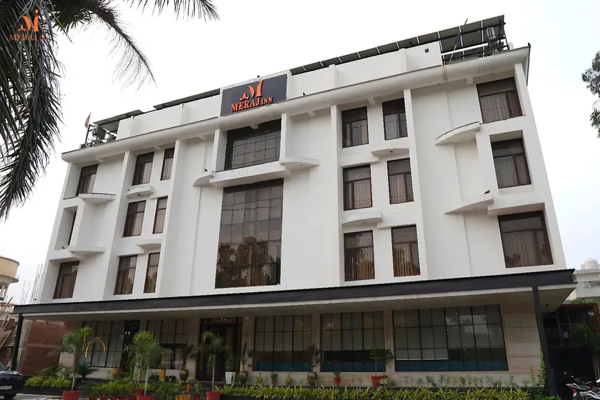 Meraj Inn - Image 1