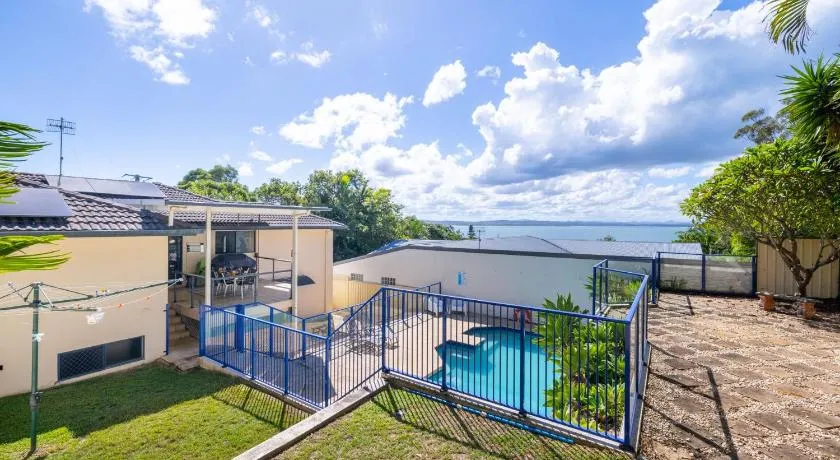 Kallaroo great house with views pool WI FI and aircon - Image 1