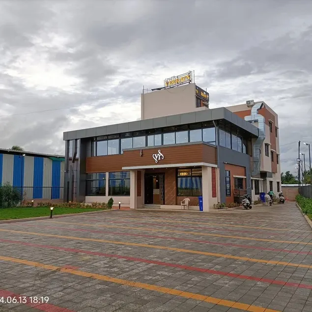Hotel Veeratn - Image 1
