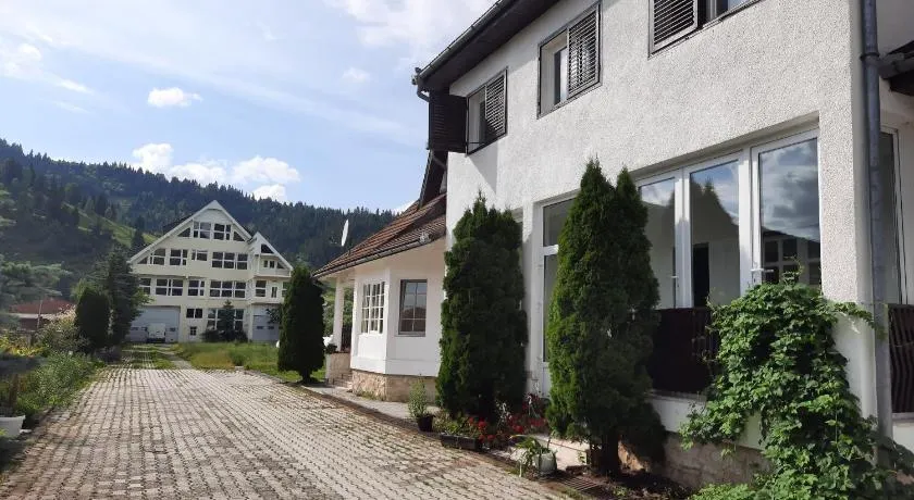 Antal Apartmans Lunca de Sus Kulcsosház Gyimesfelsőlok - Image 1