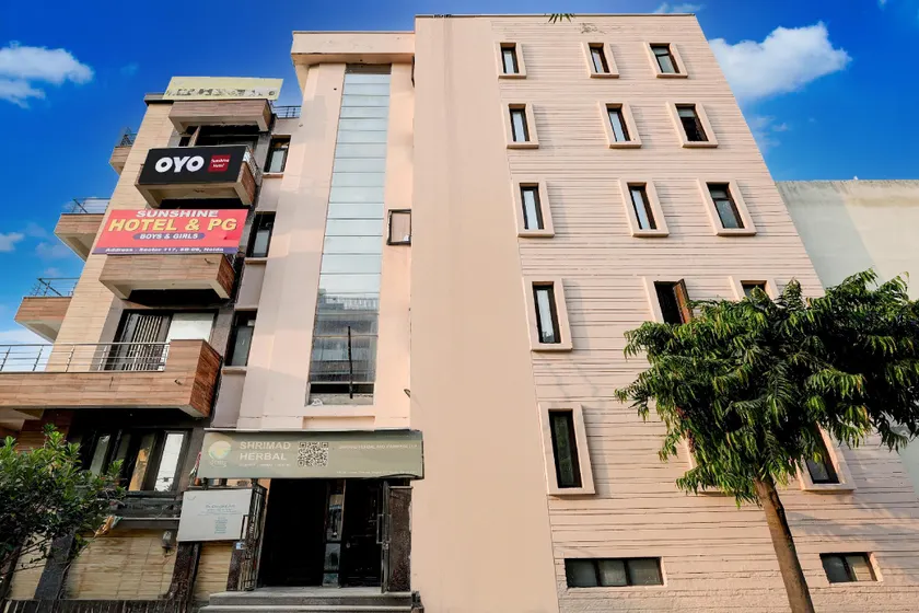 Hotel O Sunshine Hotel - Image 1