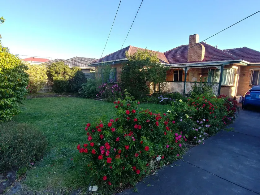Ideal Business and Family Accommodation - Image 1