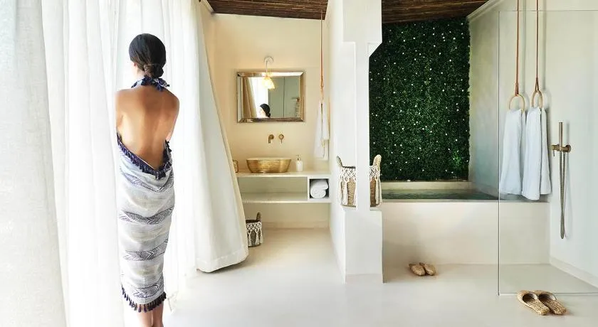 Elefthia Syros Exclusive Suite-Sea View & Jacuzzi - Image 1