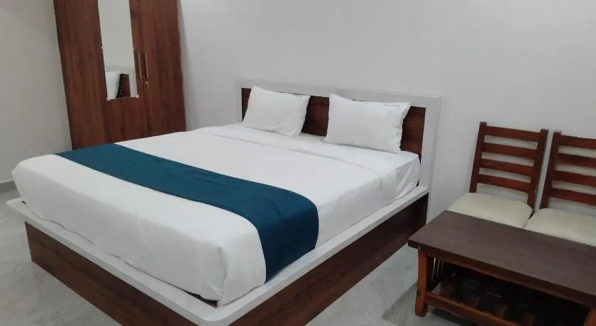 Hotel grand vista near bengaluru airport - Image 1