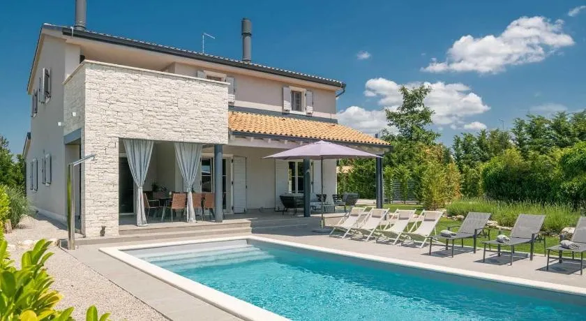 Villa Nevia - Image 1