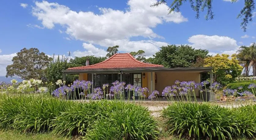 Grandvista Cottage - Image 1