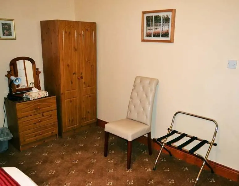 Sea Court - Image 1