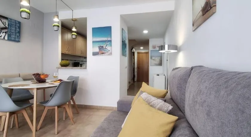Appartement 'La Pausa' avec balcon, Wi-Fi et climatisation - Image 1