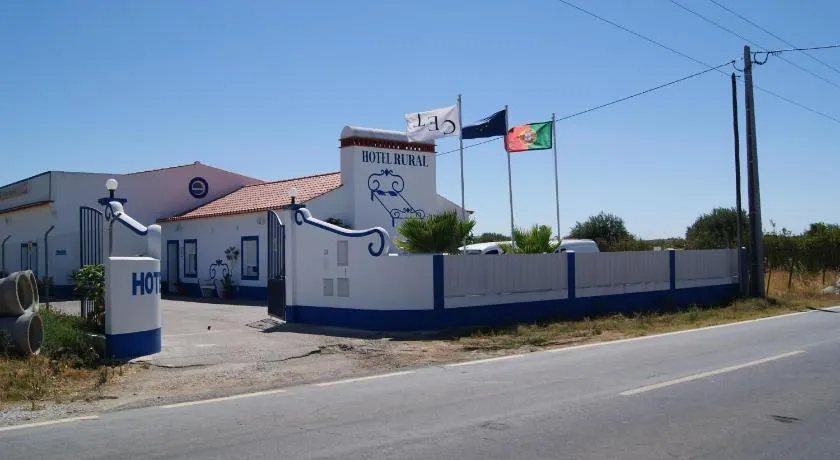 Reguengos Hotel - Image 1