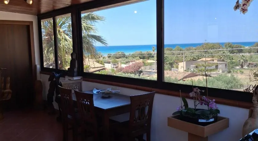 La Foggia seaside paradise - Image 1