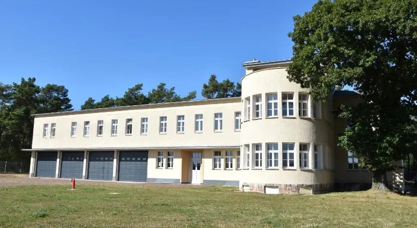 Pension Alte Flugleitung - Image 1