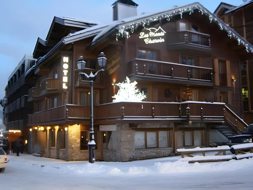 Hôtel Les Monts Charvin - Image 1