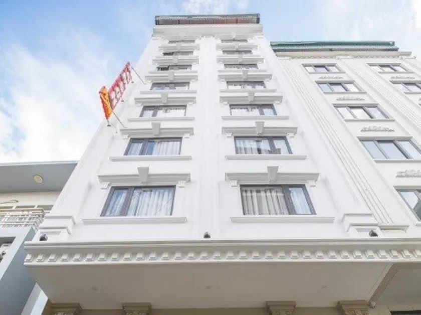 NAM SON HOTEL - Image 1