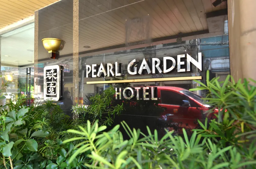 Pearl Garden Hotel - Image 1