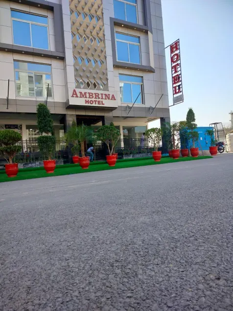 Ambrina Hotel - Image 1