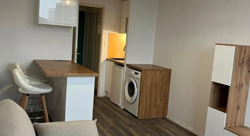 Studio Cosy a la gare de Tours - Image 1