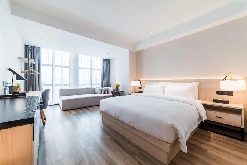 Yeste Hotel Nanning Qingxiu Mountain Zhuxi Avenue - Image 1