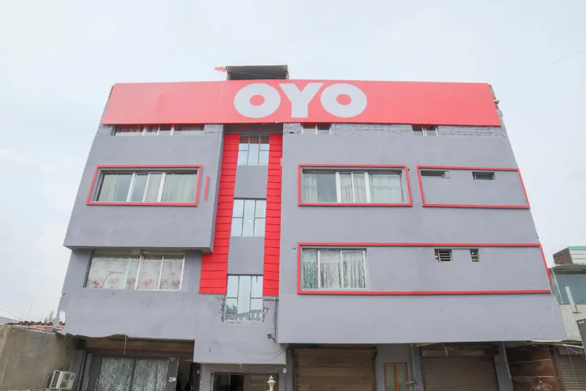 Hotel O A & Restaurant - Image 1