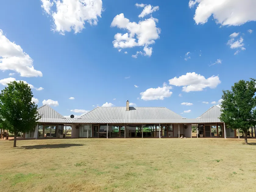 Owl Head Lodge - Image 1