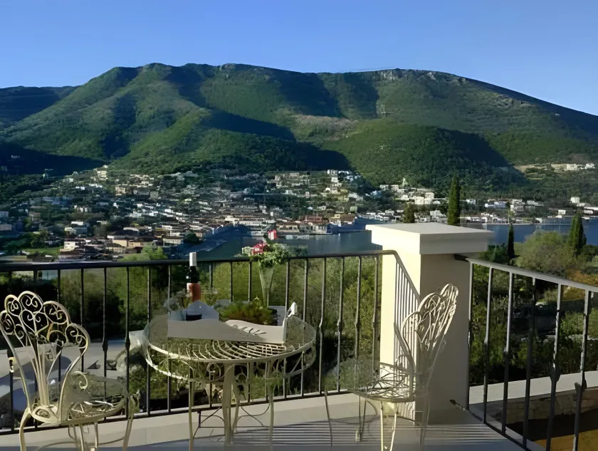 Adastra Ithaca Luxury Suites - Image 1
