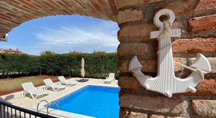 Paradise Villa Cassonni Istria 4 Stars - Image 1