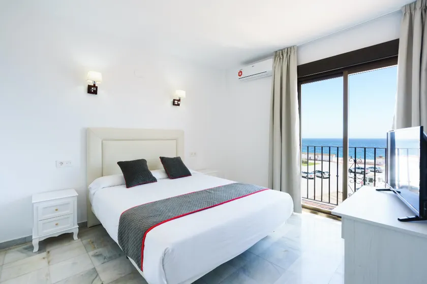 Hotel El Ancla - Image 1