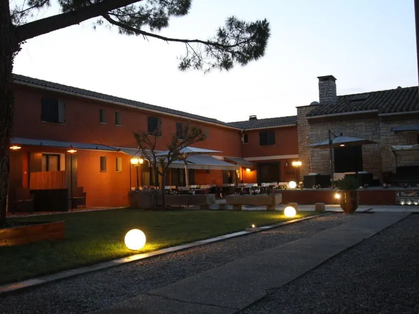 Hotel Van Gogh - Image 1